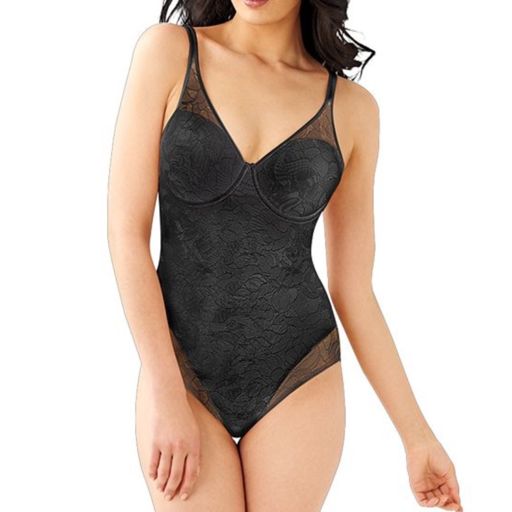 NWT Bali Firm Control Ultra Light Body Shaper with Lace.